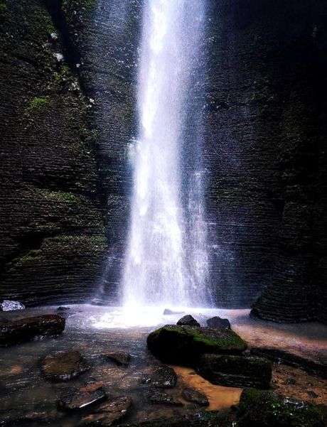 僰王山，探秘僰王山——神秘的苗族神山